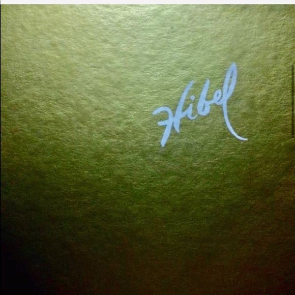 New Edna Hibel Plate TAKARA Arte Ovale 24k G 77 - Picture 4 of 16